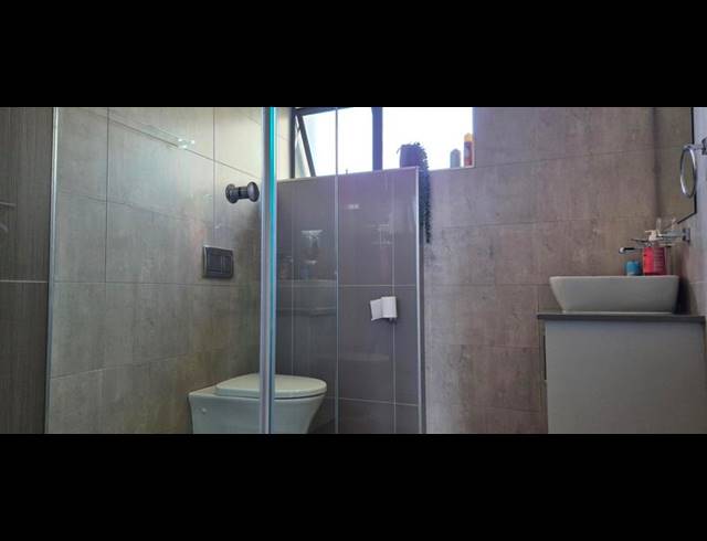 4 BEDROOM HOUSE FOR SALE IN MIDSTREAM MEADOWS